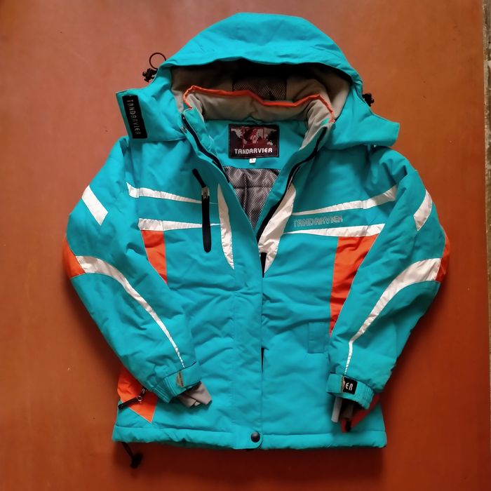 Куртка спортивная