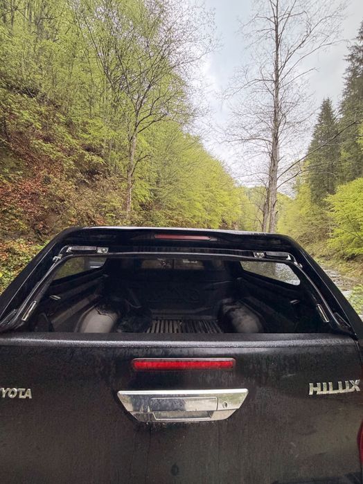 Hardtop Toyota Hilux