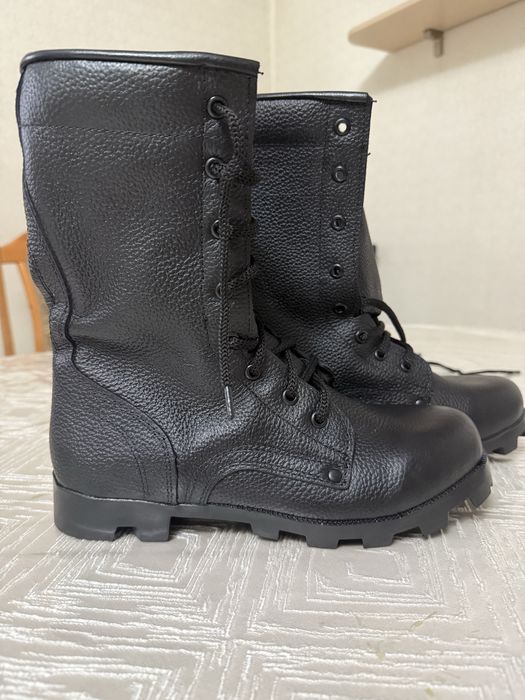 Продам берцы военные новые размер 41