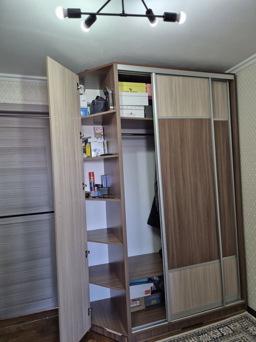 Продаю шкаф для прихожей