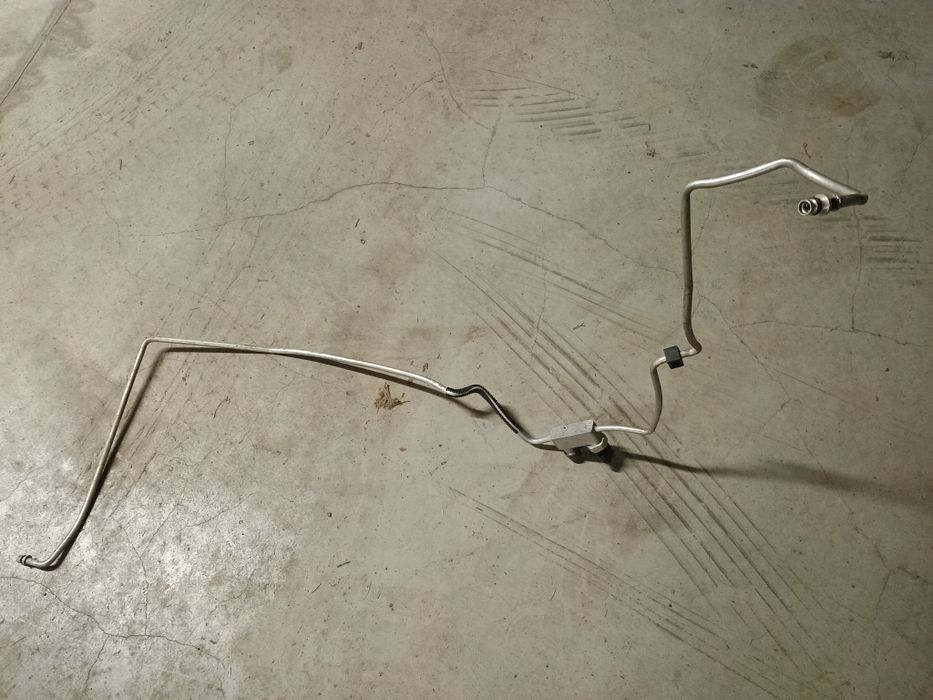 Продавам тръба за климатик за Тойота Ярис/Аурис