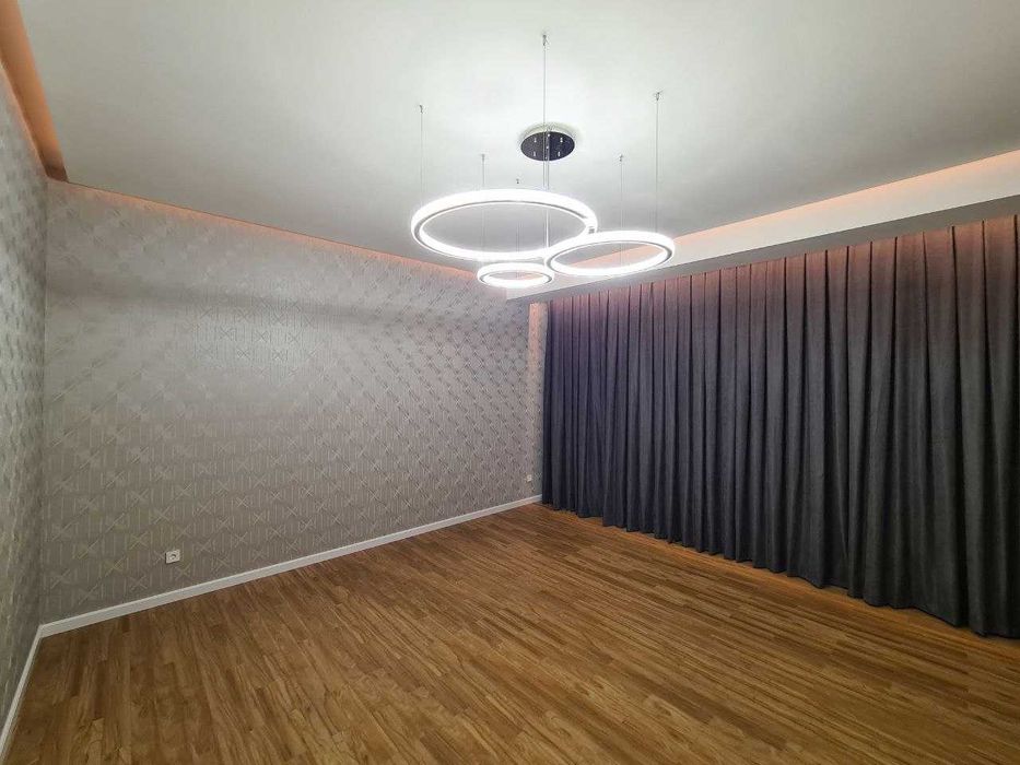 Галантный дом стиля Хай Тек с 2 соток (Циолковского)