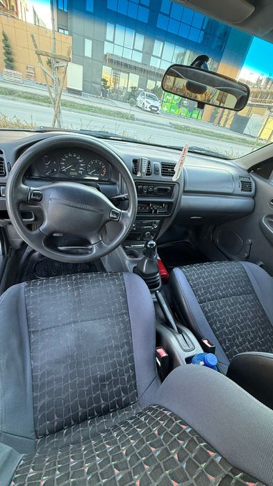 Mazda 323 бензин 1998 г.