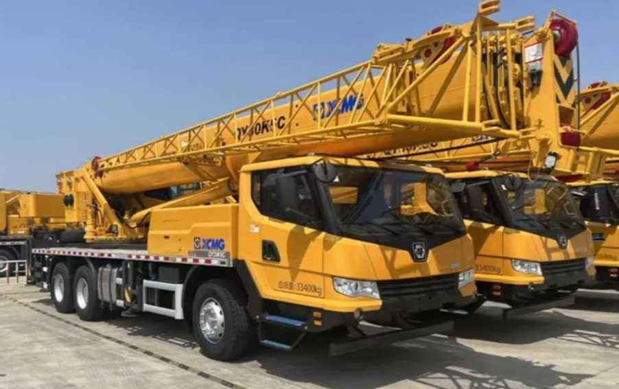 Автокран Avtokran 25-30-50тоннa XCMG QY30K5C 2026