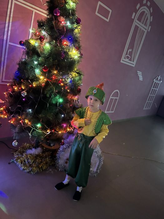 Продам новогодний костюм