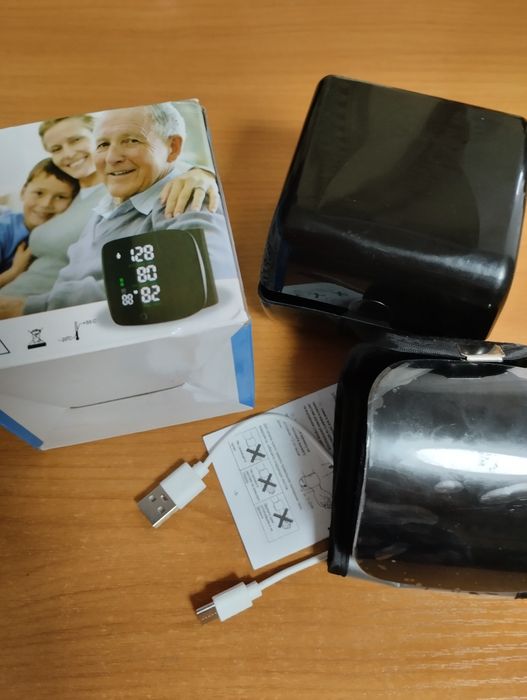 Продам тонометр на запячтье