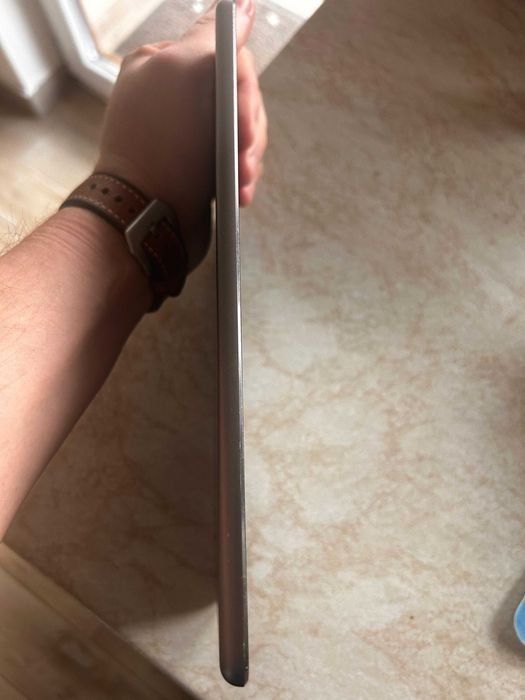 iPad Air 16 GB Grey- Wi-Fi stare foarte buna