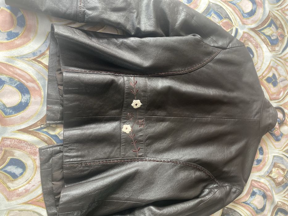 Geaca de piele potrivita pentru s-m