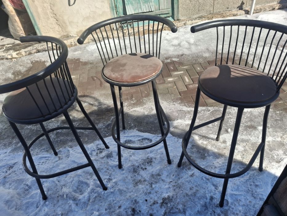 Стулья барные б.у