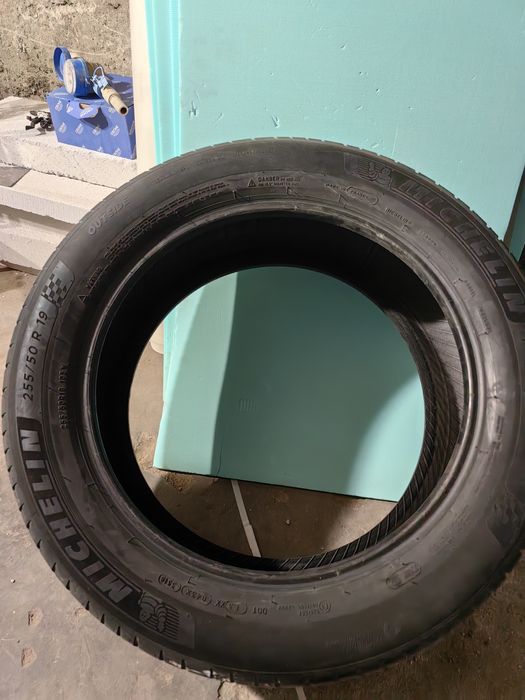 255 55 19 michelin
