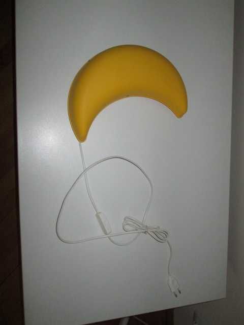 Aplica de perete pentru camera copiillor