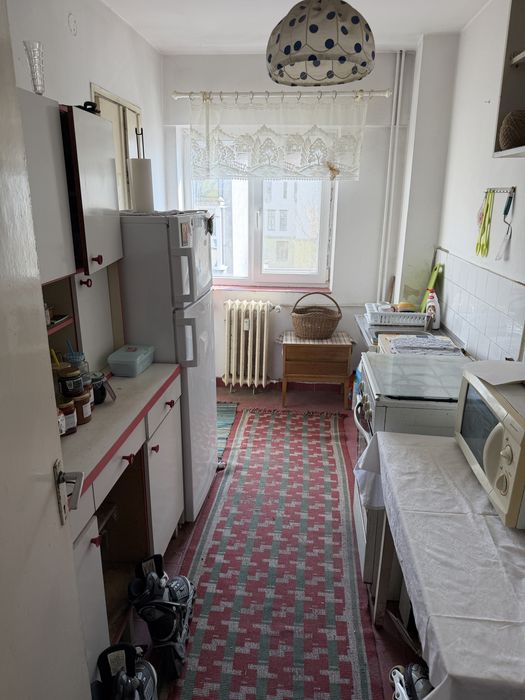Apartament 2 camere, zona Piata Mihai Viteazul