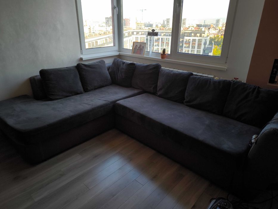 Голям разтегателен диван