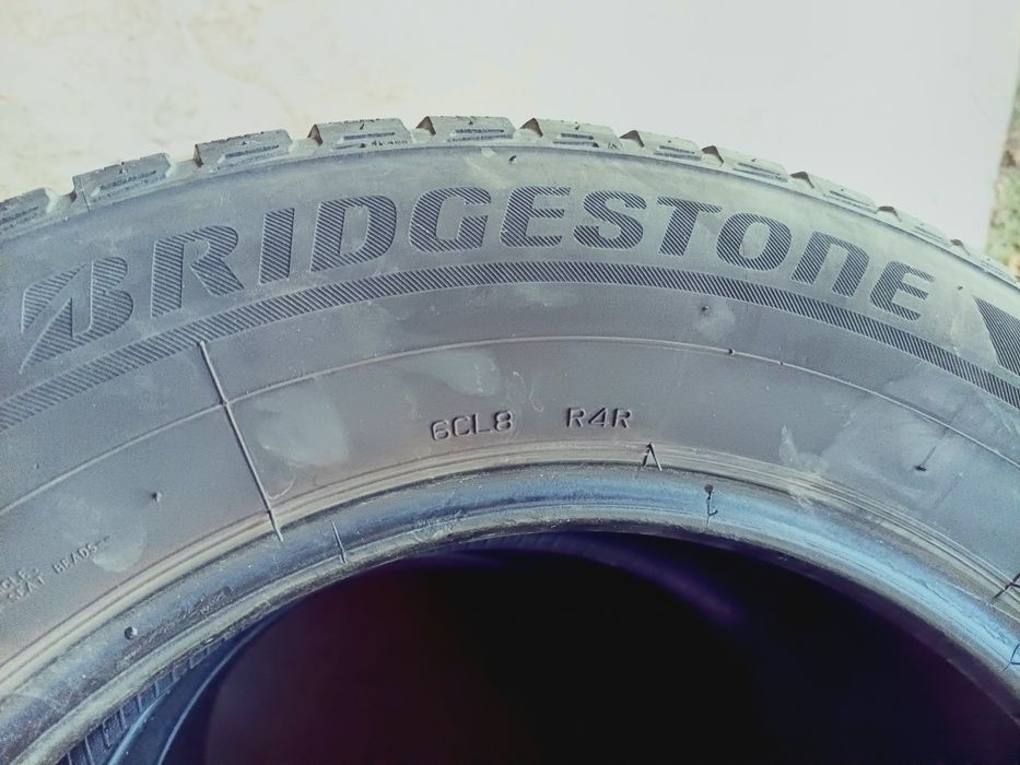 Зимни гуми Bridgestone 235/65/17