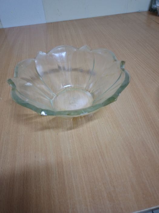 Продаются рюмки, тарелки