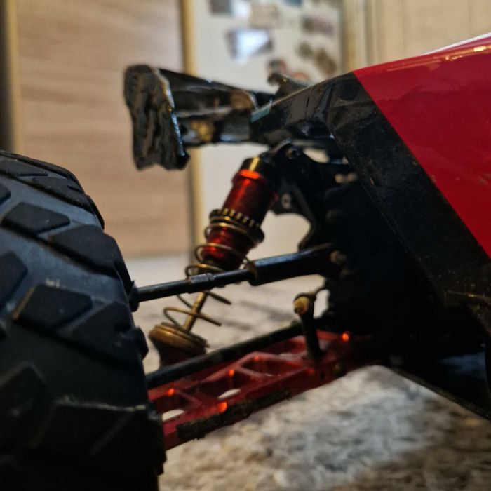Arrma Talion 6S метални дифове и много резервни части