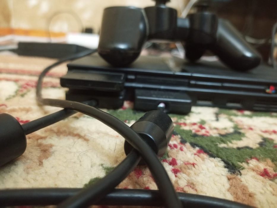 продам Playstation 2