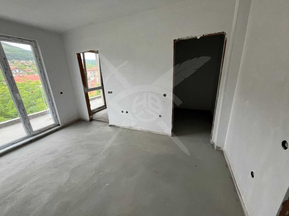 Продава се Тристаен апартамент в София, Хладилника - 132 кв.м за 1449 €/кв.м - Снимка #9