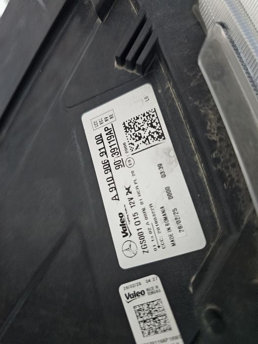 Far dreapta led Mercedes Sprinter W907 W910 dupa 2018 cod A9109069100