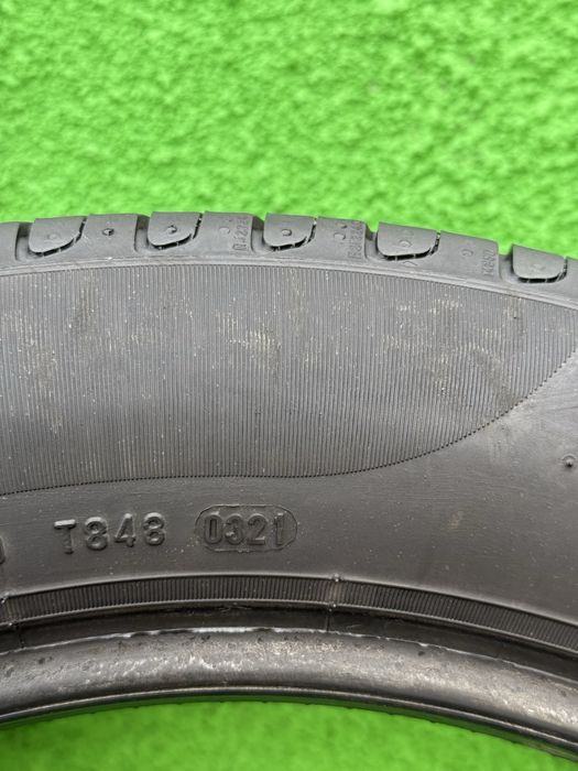 215/55/17 PIRELLI Dot 2021