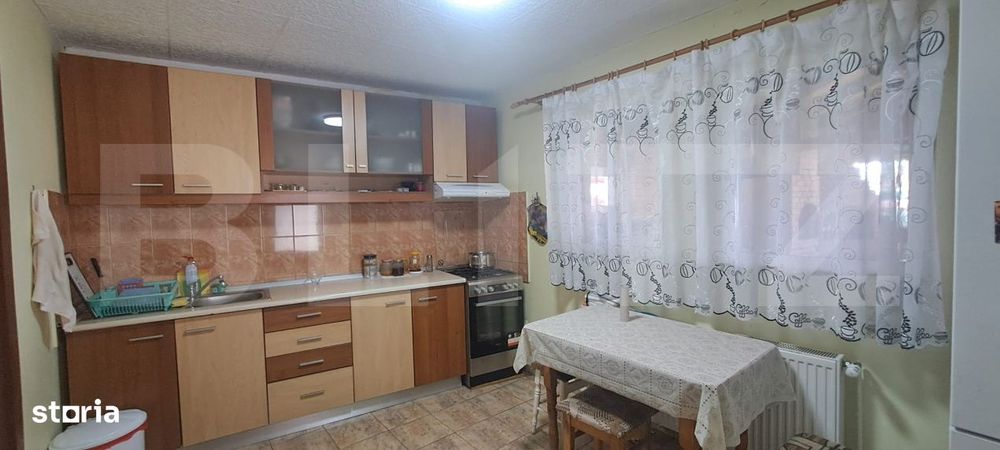 Casa superba, 5 camere, sat Feldioara, com. Ucea – priveliste la Mun