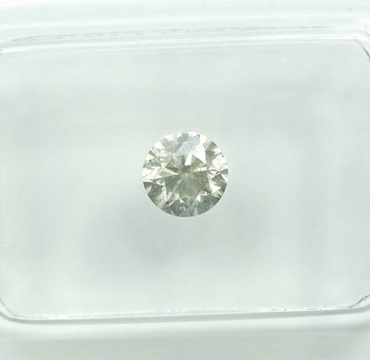 Диамант карат 0,50 чистота Sl2