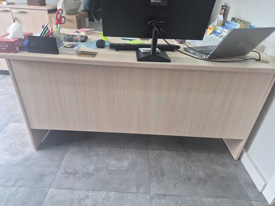 Письменный стол угловой