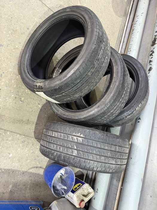 Колеса шины Bridgestone 235/45/18 летние