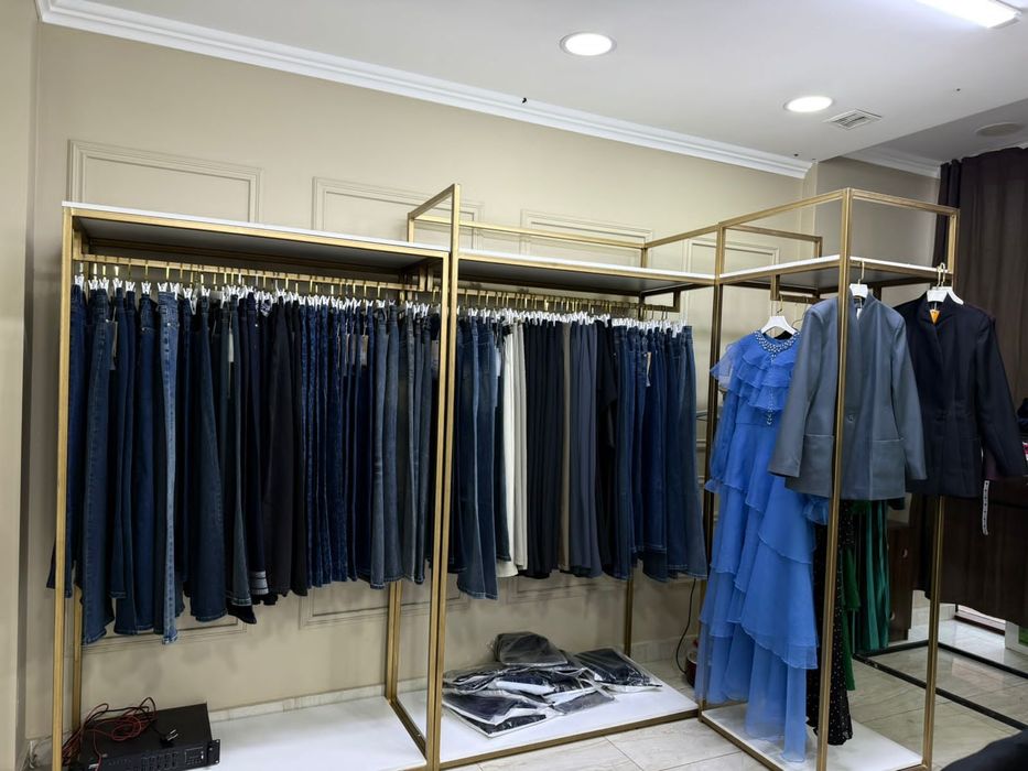 Продается стеллажи