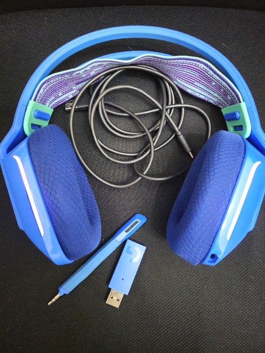 Наушники Logitech G733