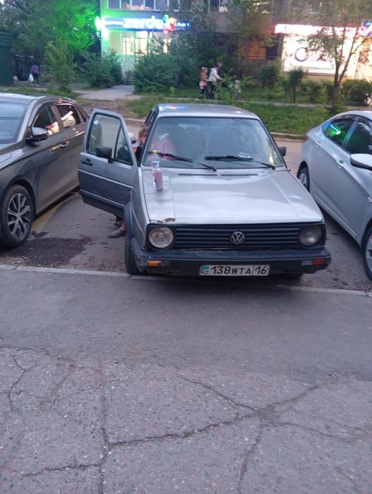 Продам Фольксваген гольф  2