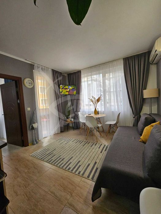 Продава се Двустаен апартамент в Свети Влас - 74 кв.м за 1190 €/кв.м - Снимка #2