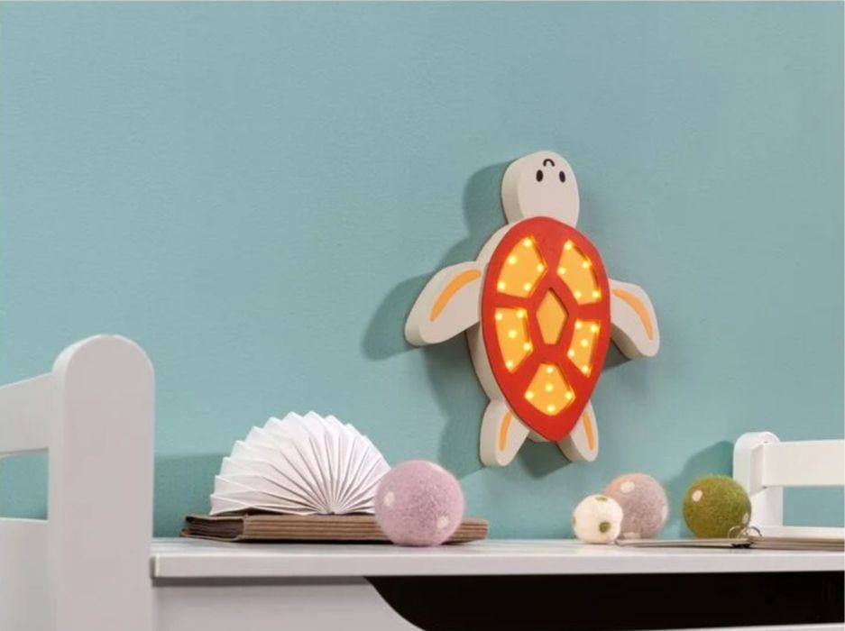 Декоративна дървена led лампа за детска стая