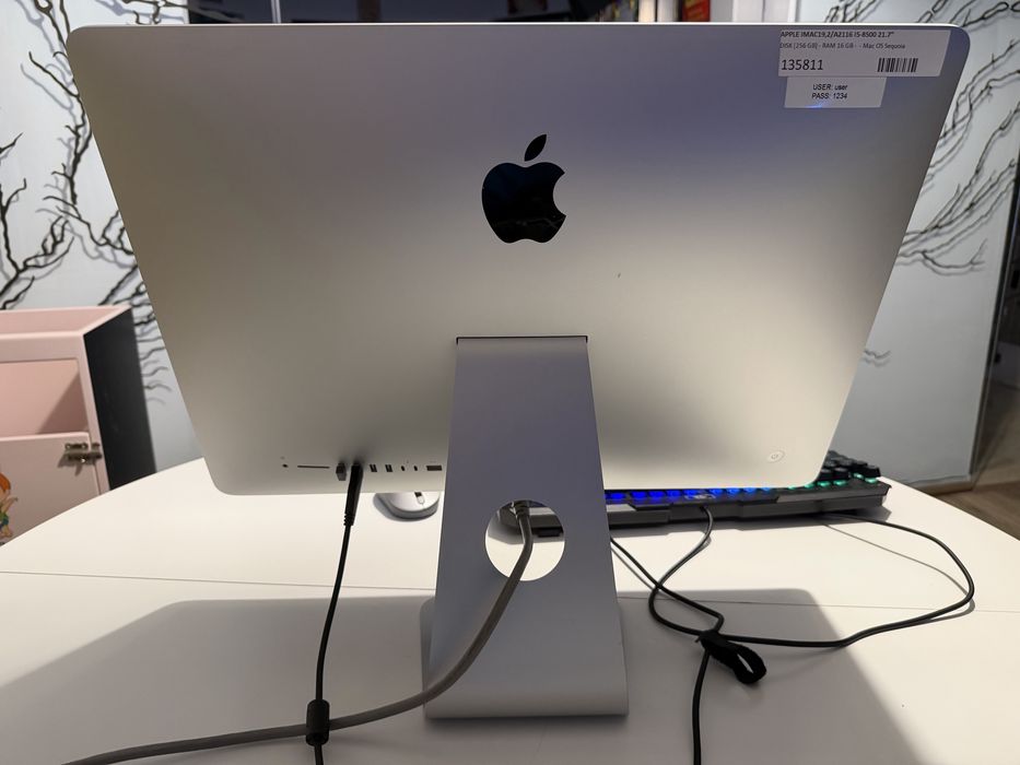 iMac 21.5” 16Gb Ram, 256 Gb Nvme, 4Gb Video, cu Windows 11