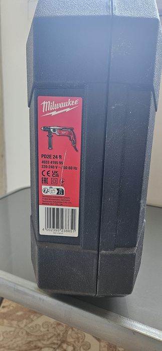 Scula profesionala Milwaukee PD2E 24 R