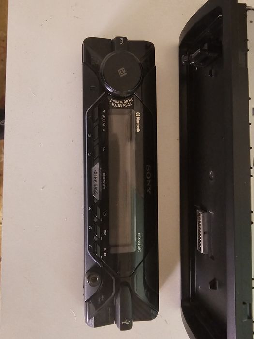 Vând casetofon sony model.DSX-A410BT. perfect funcțional