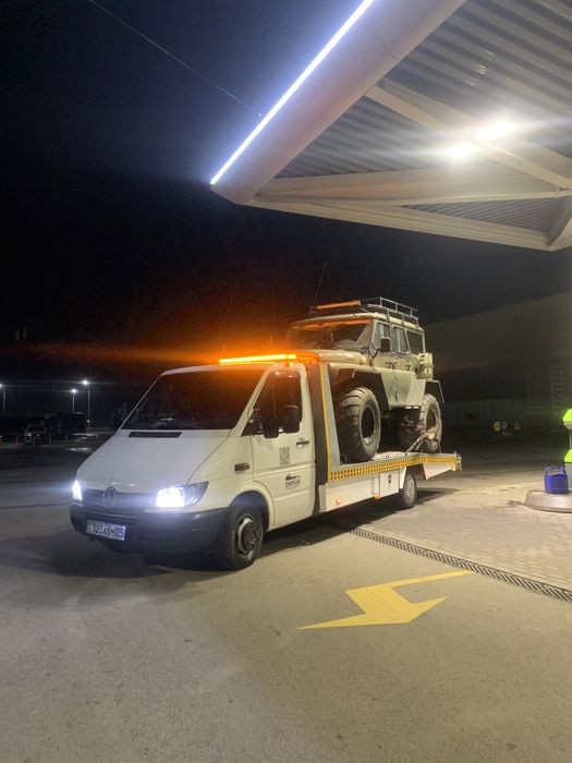 Эвакуатор мерс  спринтер 24/7