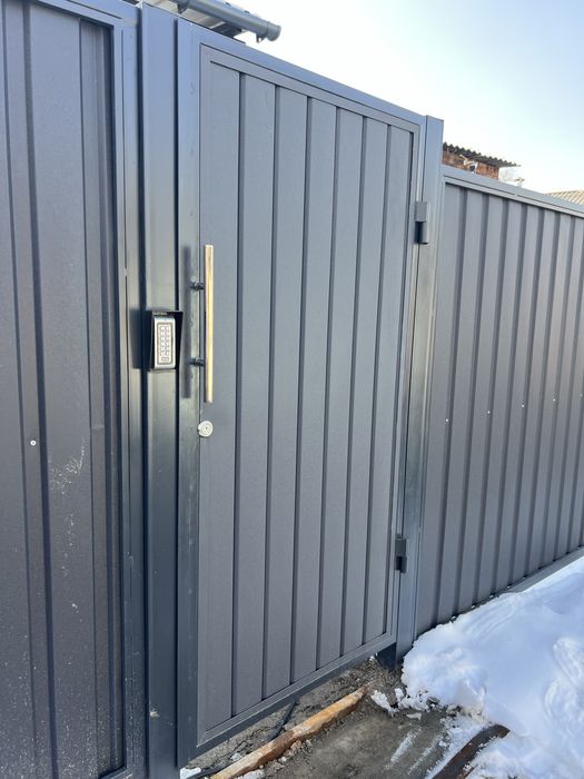 Ворота на заказ Алматы.  Калитка Навес. Калитка на заказ!