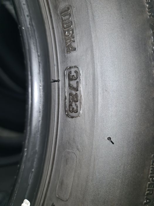 Vând 4 anvelope de vara Bridgestone turanza T005