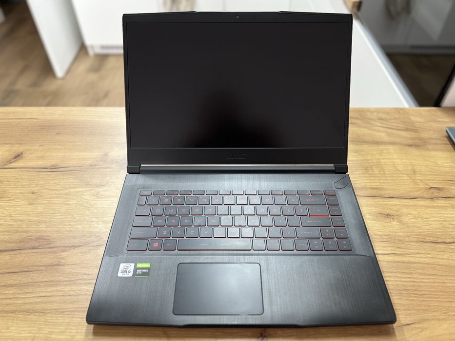 Лаптоп MSI GF63 Thin 10SCSR-1443XRO, Intel Core i5-10300H, 15.6” 144Hz