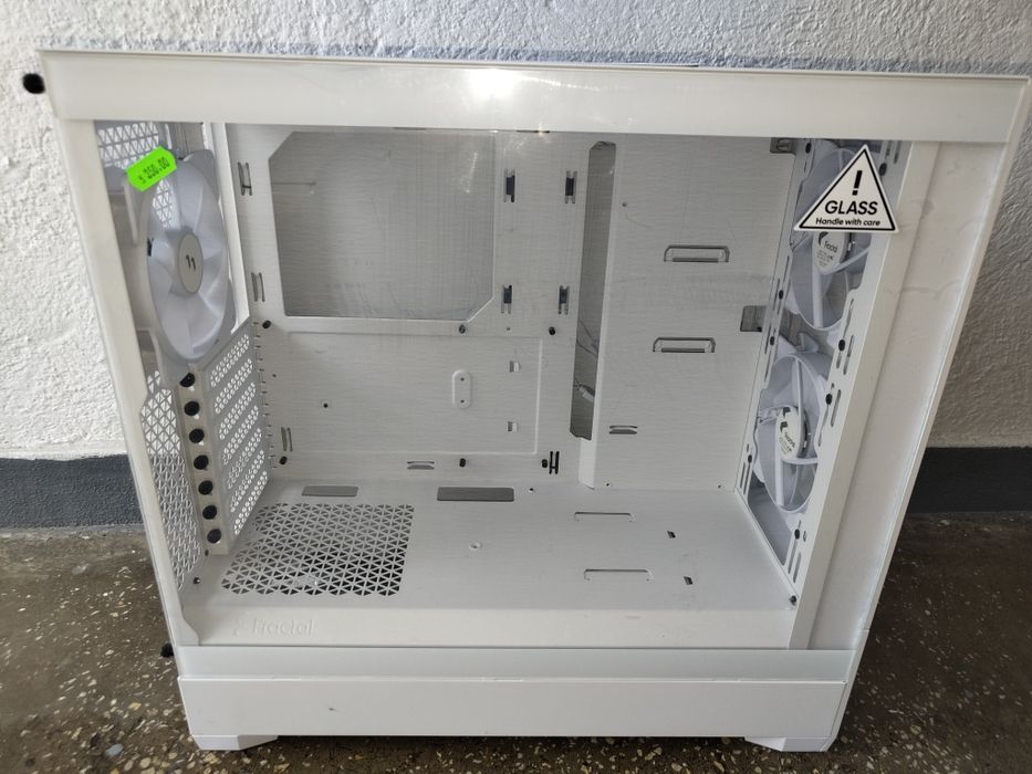 Carcasa Fractal  Sticla (Alb)
Plata cu cardul în ra