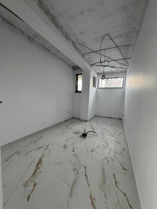 Spatiu comercial 202 mp – ideal medical/office, sos. Valea Rediuluiu