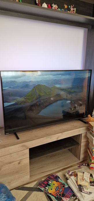 Televizor Philips Ambilight 108cm