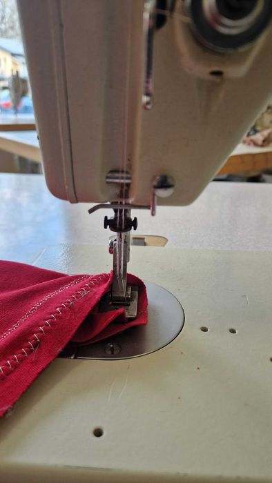 Шевна машина Зиг-заг с две игли