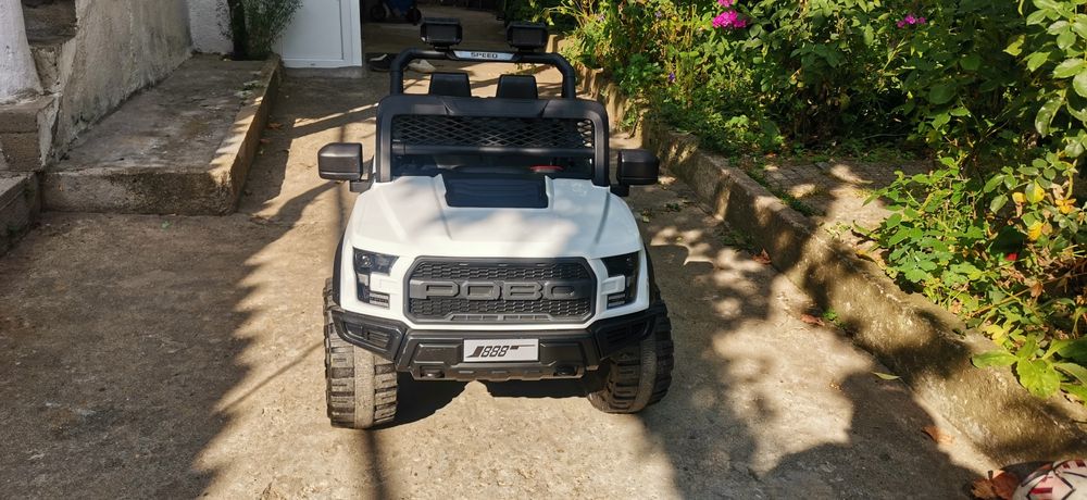 Детски акумулаторен джип