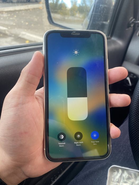 IPHONE 11 64 Gb идеальном состоянии