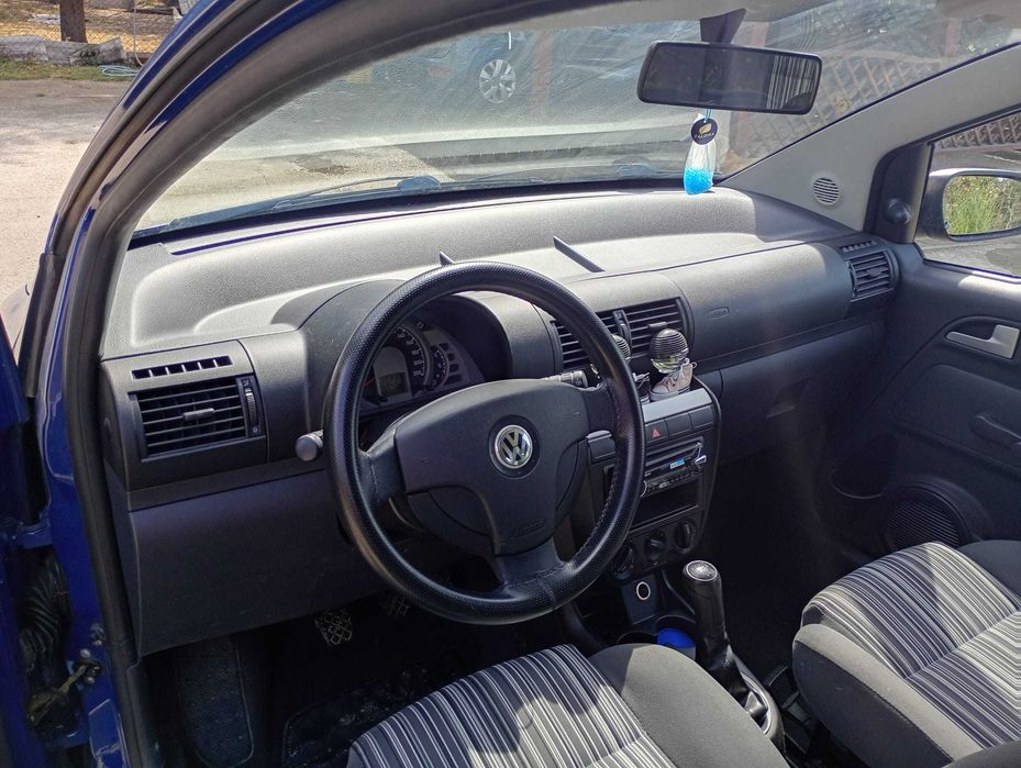 Vând VW Fox,motor 1,2 benzina an fabricație 2007 stare foarte bună, întreținut, preț 1400 euro