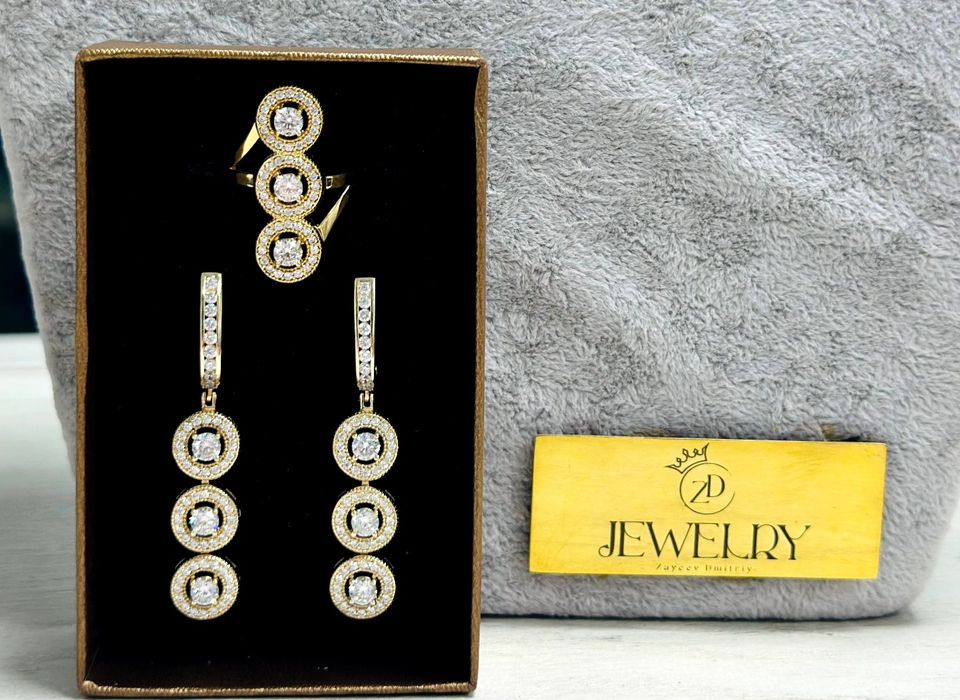 Женский золотой комплект