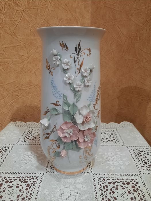 Красивая, винтажная, фарфоровая ваза Кисловодский ФЗ,  ручная работа,