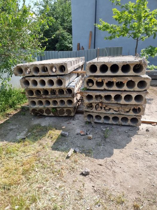 Бетон плита Б/У  размер 3 метрга 1.20